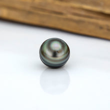 Load image into Gallery viewer, READY TO SHIP Unisex Woven Graded Civa Fiji Pearl Bracelet - FJD$