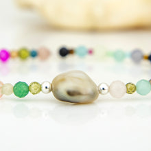 Load image into Gallery viewer, READY TO SHIP Fiji Keshi Pearl & Glass Bead Stretch Bracelet - FJD$
