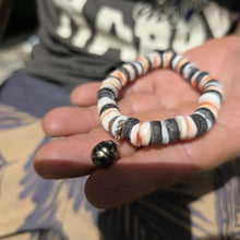 Load image into Gallery viewer, READY TO SHIP Fiji Saltwater Pearl & Shell Money Stretch Bracelet FJD$