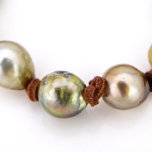 Load image into Gallery viewer, READY TO SHIP Unisex Faux Suede Civa Fiji Pearl Bracelet - FJD$
