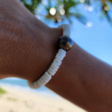 Load image into Gallery viewer, CONTACT US TO RECREATE THIS SOLD OUT STYLE Fiji Saltwater Pearl & Shell Bracelet in 14k Gold Fiill - FJD$