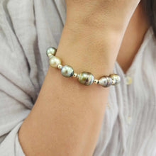 Load image into Gallery viewer, READY TO SHIP Civa Fiji Saltwater Pearl Bracelet - 14k Gold Fill FJD$