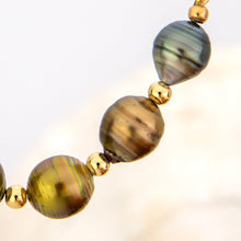 Load image into Gallery viewer, CONTACT US TO RECREATE THIS SOLD OUT STYLE Saltwater Pearl Bracelet in 14k Gold Fill - FJD$