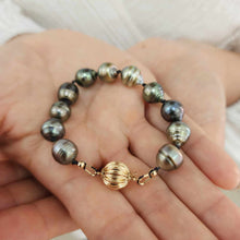 Load image into Gallery viewer, CONTACT US TO RECREATE THIS SOLD OUT STYLE Saltwater Pearl Bracelet in 14k Solid Gold - FJD$