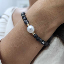 Load image into Gallery viewer, READY TO SHIP Bead Saltwater Pearl Bracelet in 14k Gold Fill - FJD$