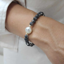 Load image into Gallery viewer, READY TO SHIP Bead Saltwater Pearl Bracelet in 14k Gold Fill - FJD$