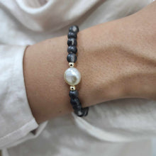 Load image into Gallery viewer, READY TO SHIP Bead Saltwater Pearl Bracelet in 14k Gold Fill - FJD$