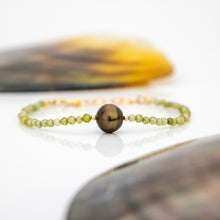 Load image into Gallery viewer, CONTACT US TO RECREATE THIS SOLD OUT STYLE Saltwater Pearl Bracelet in 14k Gold Fill - FJD$