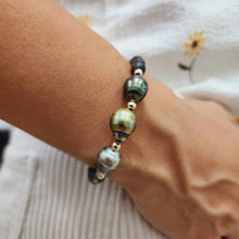 Load image into Gallery viewer, READY TO SHIP Bead Saltwater Pearl Bracelet in 14k Gold Fill - FJD$