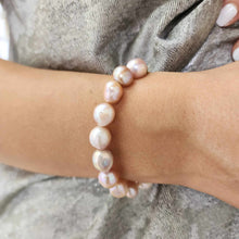 Load image into Gallery viewer, READY TO SHIP Freshwater Pearl Bracelet - 14k Gold Fill FJD$