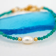 Load image into Gallery viewer, READY TO SHIP Freshwater Pearl & Bead Bracelet - 14k Gold Fill FJD$