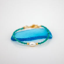 Load image into Gallery viewer, READY TO SHIP Freshwater Pearl & Bead Bracelet - 14k Gold Fill FJD$