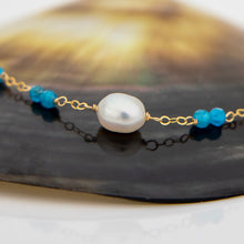 Load image into Gallery viewer, READY TO SHIP Glass Bead & Freshwater Pearl Bracelet - 14k Gold Fill FJD$