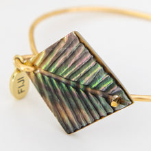 Load image into Gallery viewer, READY TO SHIP Mother of Pearl Shell Bracelet - 14k Gold Fill FJD$