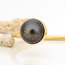 Load image into Gallery viewer, READY TO SHIP Civa Fiji Saltwater Bezel Set Pearl & Shell Cuff - 14k Gold Fill FJD$