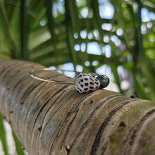 Load image into Gallery viewer, READY TO SHIP Closed Bangle 14k Gold Fill with Civa Fiji Saltwater Pearl & Shell - FJD$