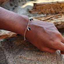 Load image into Gallery viewer, READY TO SHIP Keshi Pearl Bracelet in 14k Gold Fill - FJD$