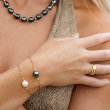 Load image into Gallery viewer, Civa Fiji Pearl Bracelet - Gold Plated FJD$