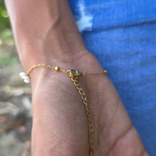 Load image into Gallery viewer, READY TO SHIP Freshwater Pearl Bracelet - Gold Plated FJD$