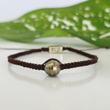 Load image into Gallery viewer, READY TO SHIP Unisex Woven Civa Fiji Pearl Bracelet - FJD$