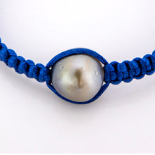 Load image into Gallery viewer, READY TO SHIP Unisex Woven Civa Fiji Pearl Bracelet - FJD$