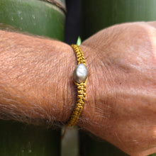Load image into Gallery viewer, READY TO SHIP Unisex Woven Civa Fiji Pearl Bracelet - FJD$