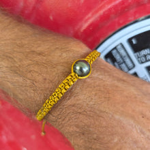 Load image into Gallery viewer, READY TO SHIP Unisex Woven Civa Fiji Pearl Bracelet - FJD$