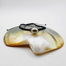 Load image into Gallery viewer, READY TO SHIP Unisex Civa Fiji Pearl Bracelet - FJD$
