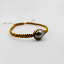 Load image into Gallery viewer, READY TO SHIP Unisex Civa Fiji Pearl Bracelet - FJD$