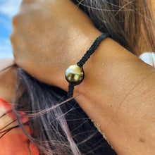 Load image into Gallery viewer, READY TO SHIP Civa Fiji Pearl Bracelet - FJD$