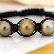 Load image into Gallery viewer, READY TO SHIP Unisex Woven Civa Fiji Pearl Bracelet - FJD$