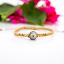 Load image into Gallery viewer, READY TO SHIP Unisex Woven Civa Fiji Pearl Bracelet - FJD$