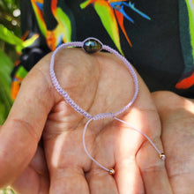 Load image into Gallery viewer, READY TO SHIP Unisex Woven Civa Fiji Pearl Bracelet - FJD$
