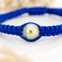 Load image into Gallery viewer, READY TO SHIP Unisex Woven Civa Fiji Pearl Bracelet - FJD$