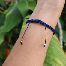 Load image into Gallery viewer, READY TO SHIP Unisex Woven Civa Fiji Pearl Bracelet - FJD$