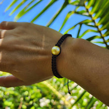 Load image into Gallery viewer, READY TO SHIP Unisex Woven Civa Fiji Pearl Bracelet - FJD$