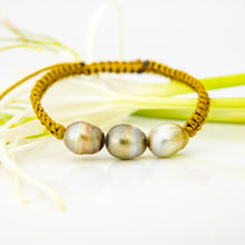 Load image into Gallery viewer, READY TO SHIP Unisex Civa Fiji Pearl Trio Bracelet - Nylon FJD$