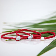 Load image into Gallery viewer, READY TO SHIP Unisex Woven Civa Fiji Pearl Bracelet - FJD$