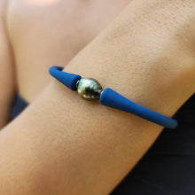 Load image into Gallery viewer, READY TO SHIP Unisex Civa Fiji Pearl Bracelet - Soft Stretch Rubber FJD$
