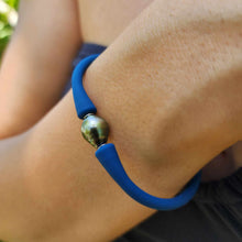 Load image into Gallery viewer, READY TO SHIP Unisex Civa Fiji Pearl Bracelet - Soft Stretch Rubber FJD$