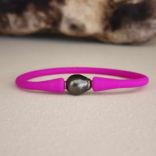 Load image into Gallery viewer, READY TO SHIP Unisex Civa Fiji Pearl Bracelet - Soft Stretch Rubber FJD$