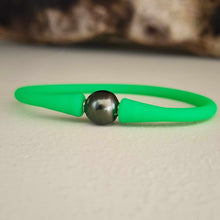 Load image into Gallery viewer, READY TO SHIP Unisex Civa Fiji Pearl Bracelet - Soft Stretch Rubber FJD$