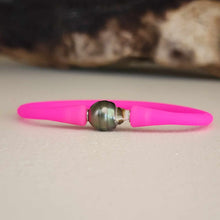 Load image into Gallery viewer, READY TO SHIP Unisex Civa Fiji Pearl Bracelet - Soft Stretch Rubber FJD$