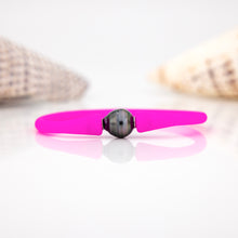 Load image into Gallery viewer, READY TO SHIP Unisex Civa Fiji Pearl Bracelet - Soft Stretch Rubber FJD$