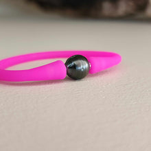 Load image into Gallery viewer, READY TO SHIP Unisex Civa Fiji Pearl Bracelet - Soft Stretch Rubber FJD$