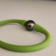 Load image into Gallery viewer, READY TO SHIP Unisex Civa Fiji Pearl Bracelet - Soft Stretch Rubber FJD$
