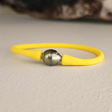 Load image into Gallery viewer, READY TO SHIP Unisex Civa Fiji Pearl Bracelet - Soft Stretch Rubber FJD$
