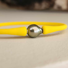 Load image into Gallery viewer, READY TO SHIP Unisex Civa Fiji Pearl Bracelet - Soft Stretch Rubber FJD$