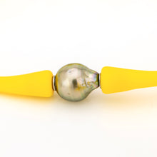 Load image into Gallery viewer, READY TO SHIP Unisex Civa Fiji Pearl Bracelet - Soft Stretch Rubber FJD$