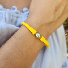 Load image into Gallery viewer, READY TO SHIP Unisex Civa Fiji Pearl Bracelet - Soft Stretch Rubber FJD$